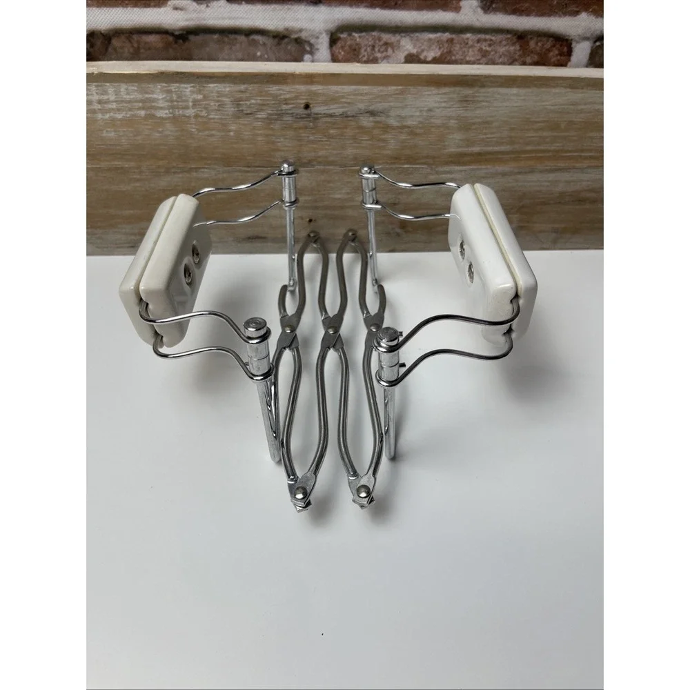 VTG Pfaltzgraff APRIL Metal Expandable Accordion Casserole Holder Discontinued